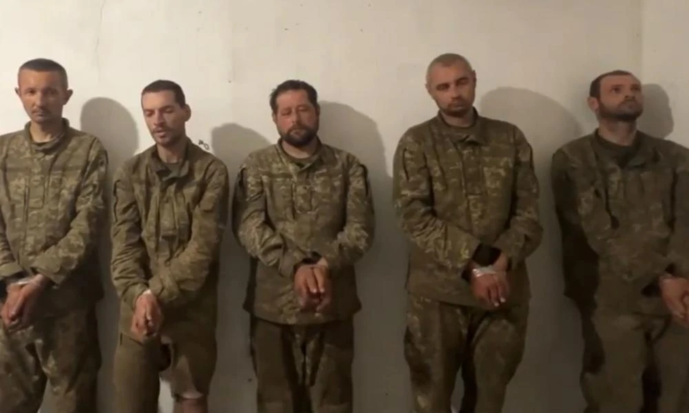 Μαζική παράδοση Ουκρανών που στρατολογήθηκαν με την βία (Βίντεο)-Επίγεια ρωσικά drones πολιορκούν ουκρανικές πόλεις